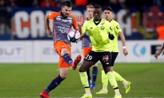 九游体育-圣埃蒂安队主场表现稳健，轻松击败对手