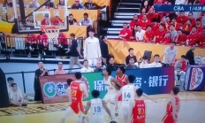 九游体育-天津男篮大胜辽宁队，取得关键胜利