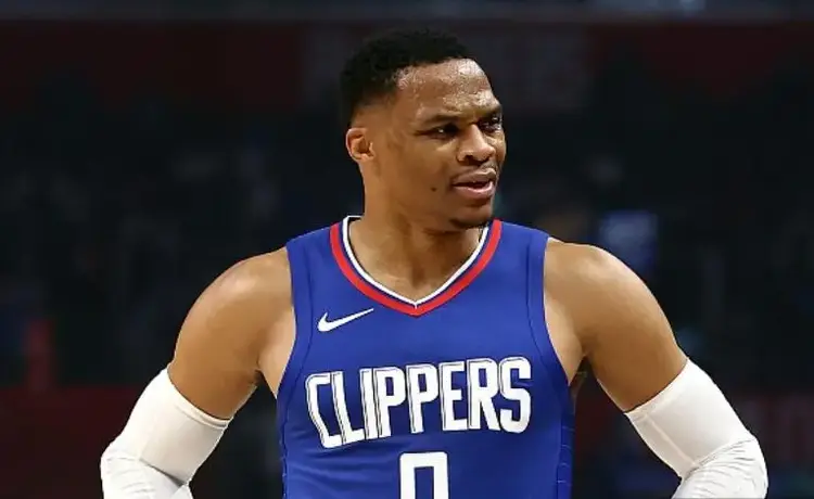 雷霆队快船队焦点战告负，近期状态不佳的简单介绍