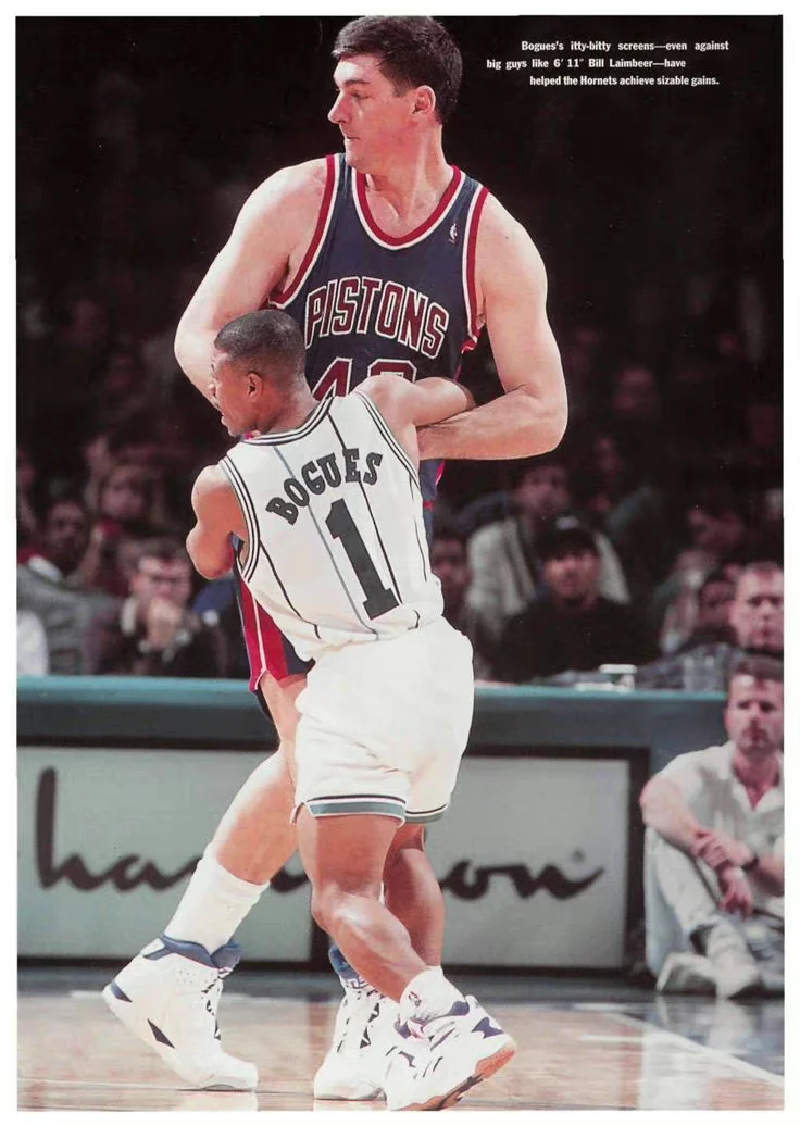 拉塞尔传承魔术师衣钵，灯泡队再度成为篮球赛场焦点