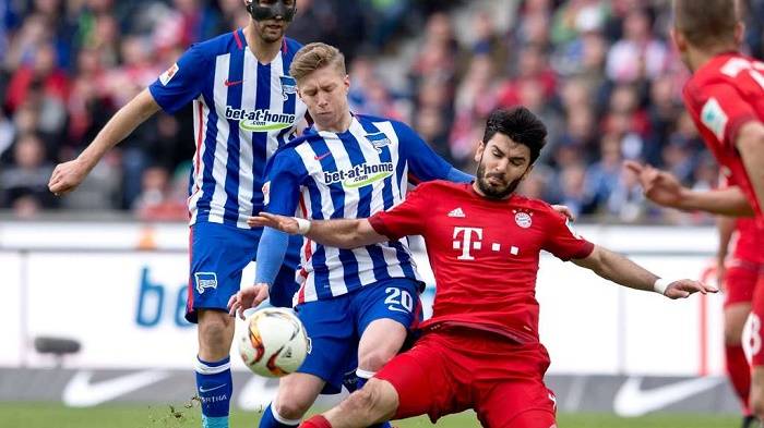 柏林赫塔球员集结训练，备战与对手的较量