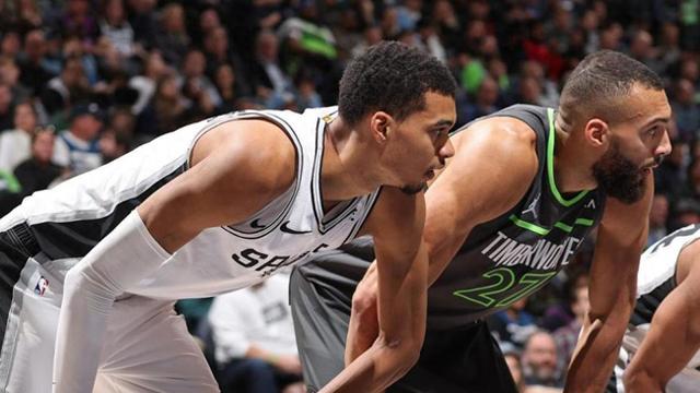 包含爵士队五名球员受伤！战力受损！的词条