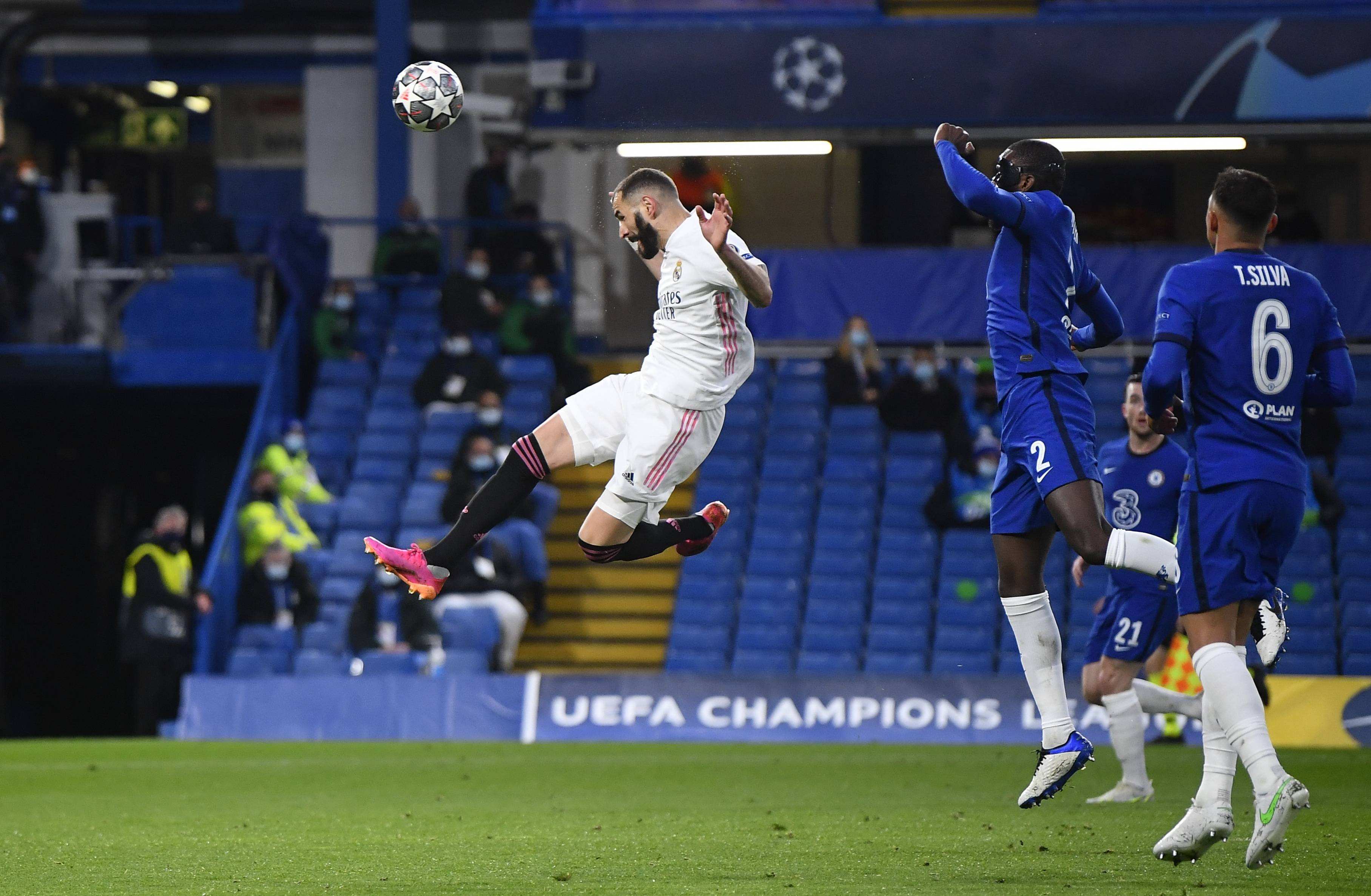 包含巴黎圣日耳曼中场或将获更多机会，期待复出的词条