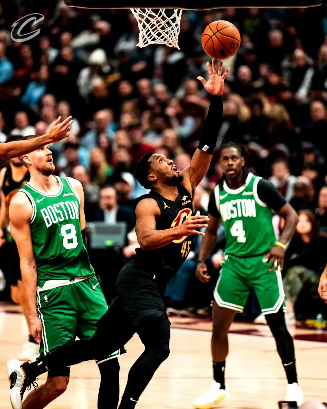 凯尔特人战胜篮网，取得系列赛领先