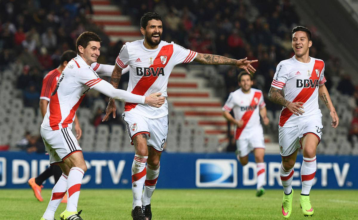 伯恩利客场告捷，取得胜利再次脱离降级区的简单介绍