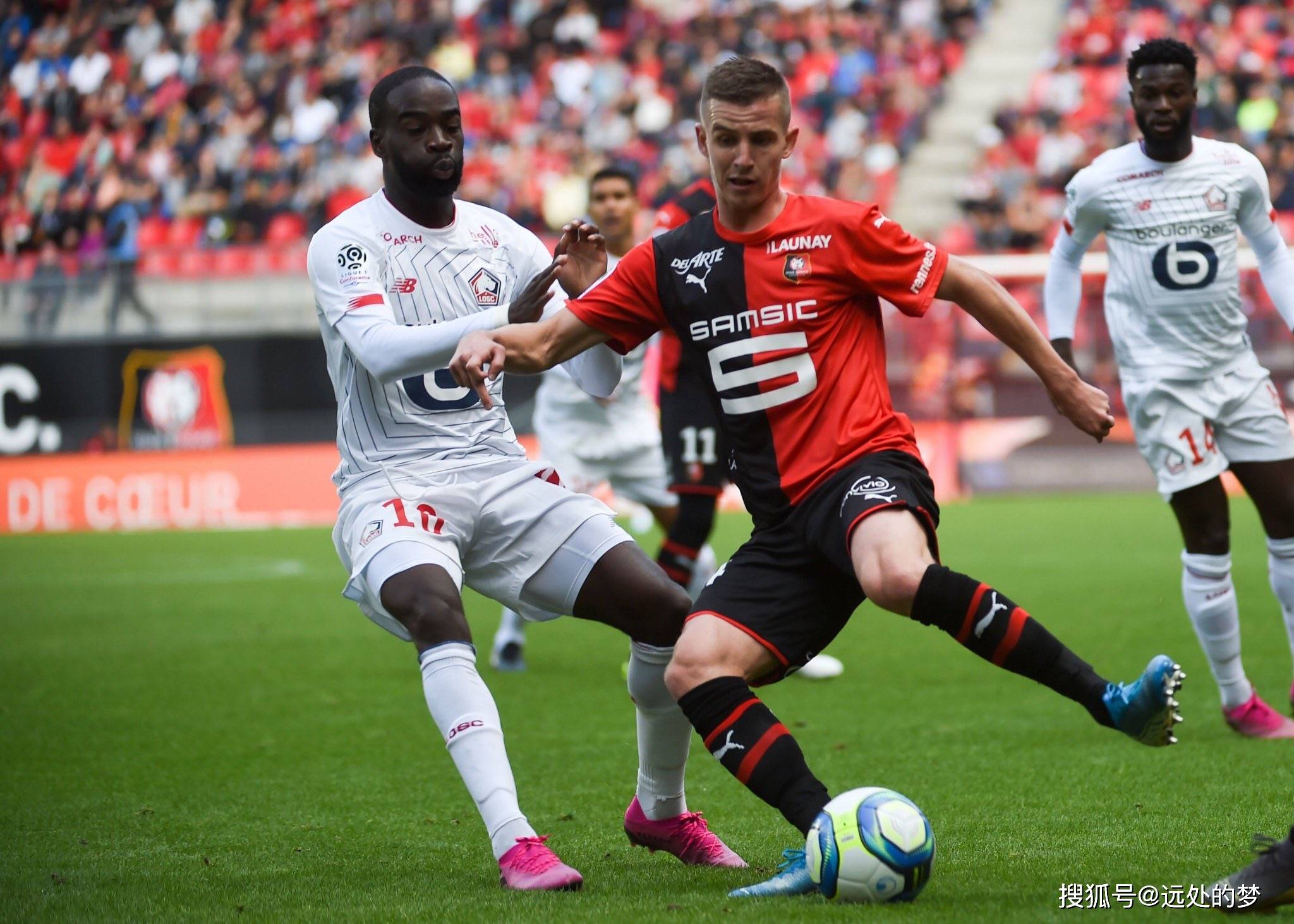 布伦南客场大胜，取得联赛首胜