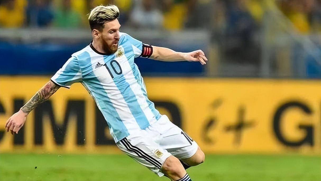 梅西再度创造进球神迹，赢得各方赞誉