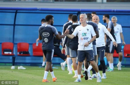 荷兰-高卢雄鸡，提升榜首地位的简单介绍