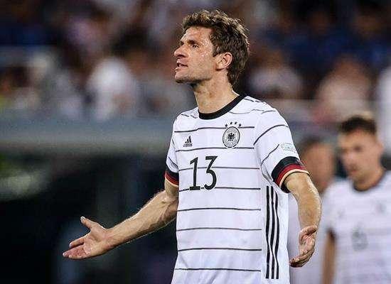 荷兰-高卢雄鸡，提升榜首地位的简单介绍