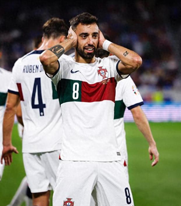 关于欧预赛：瑞士队战术遭质疑，主帅面临压力的信息