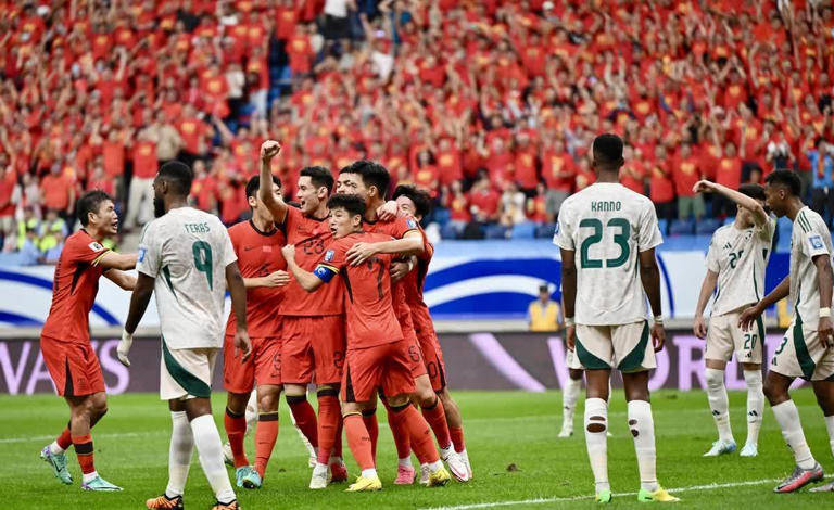 进球如潮！双方互有攻防，比赛分出胜负的简单介绍