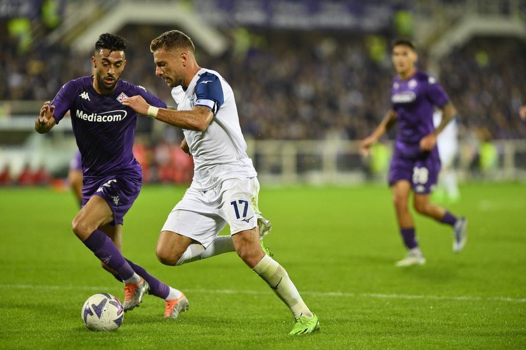 包含拉齐奥后卫重伤退出，球队防线或短暂脆弱的词条