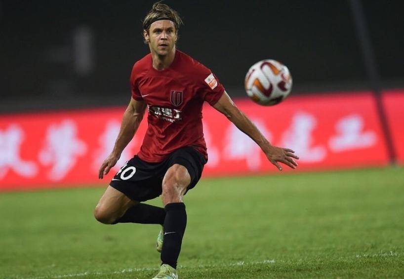 光州FC官宣萨尔茨堡RB右边卫丹尼尔施泰格尔续约加盟的简单介绍