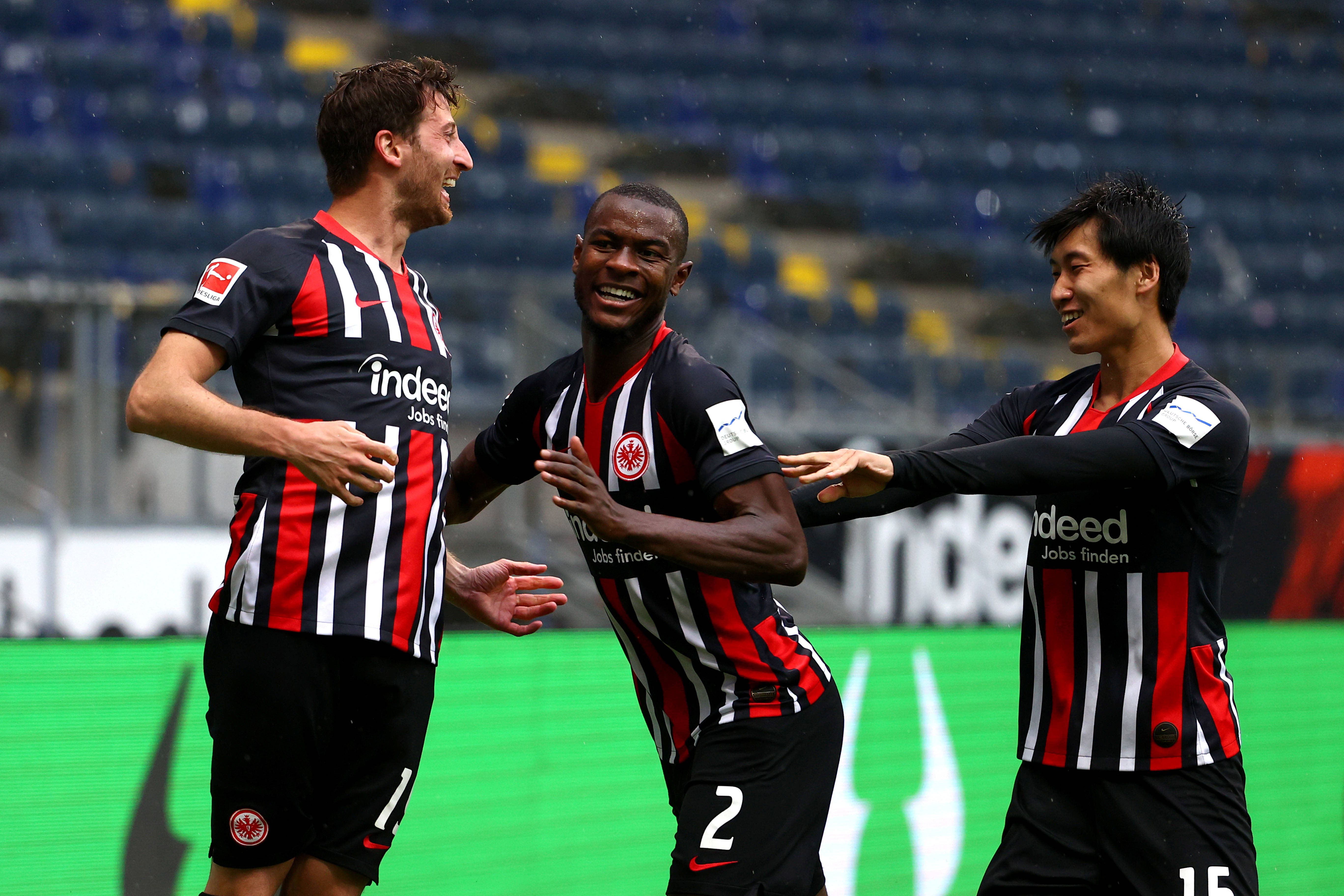 法兰克福队球员在比赛中展现出色状态的简单介绍 法兰克福队球员在比赛中展现出色状态的简单介绍