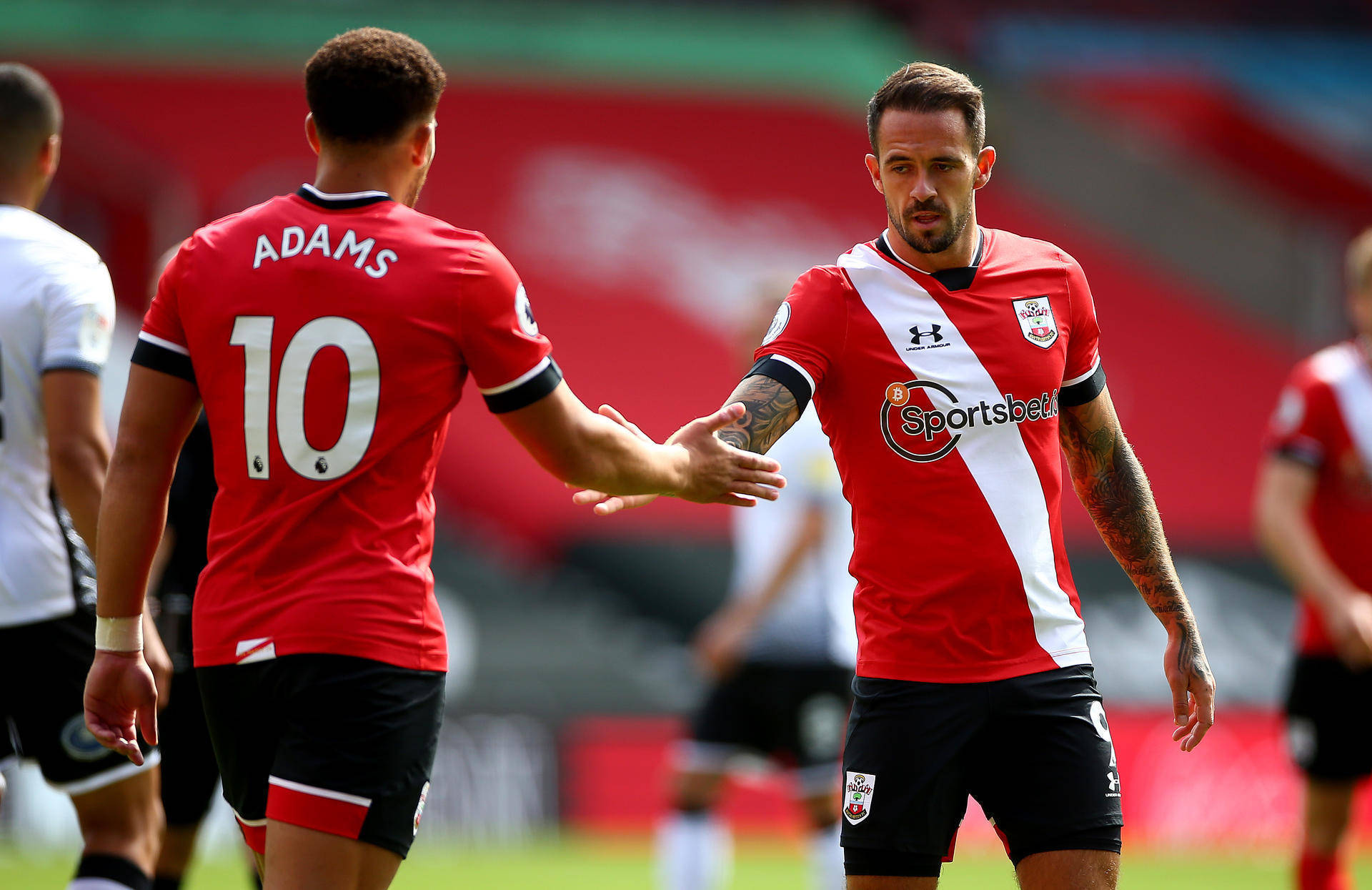 关于南特主场逼平里尔，战平收场的信息