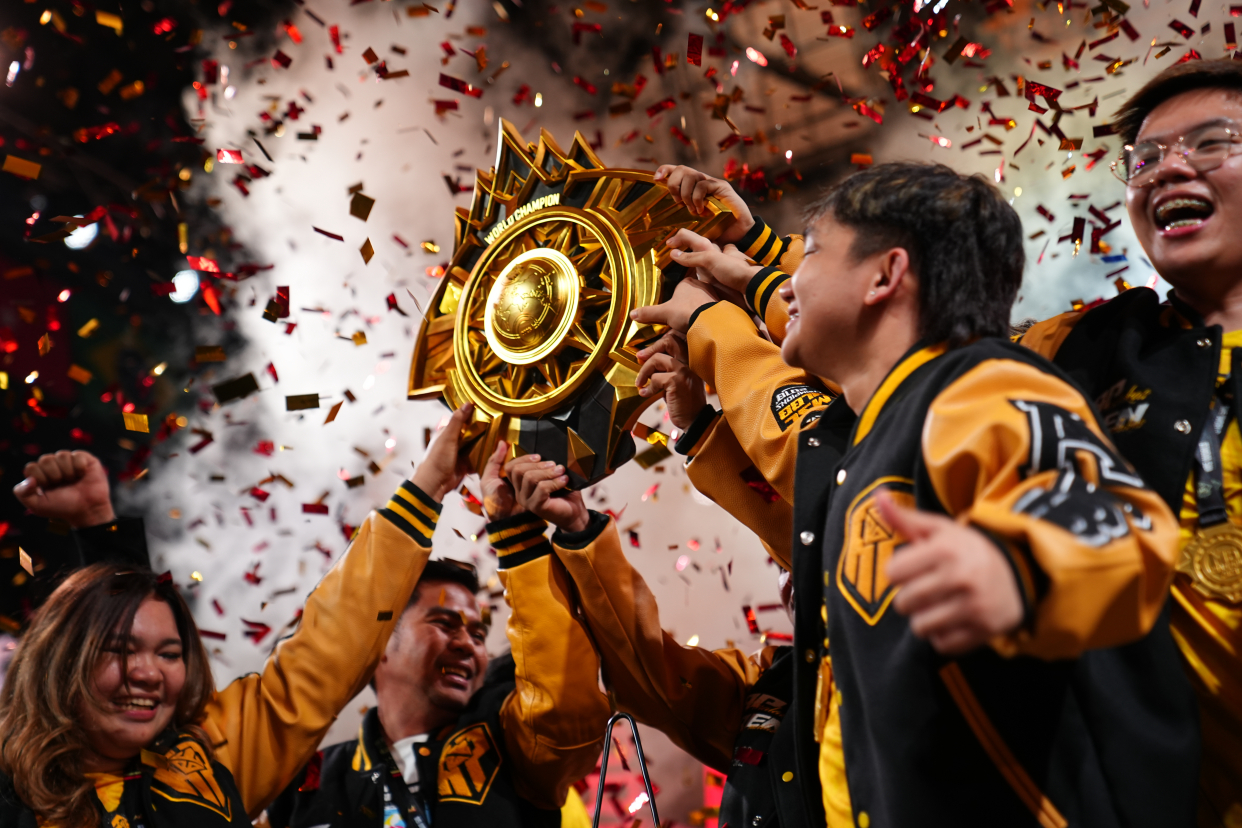 关于剑指巅峰！欧洲豪门力拼最终胜利！的信息