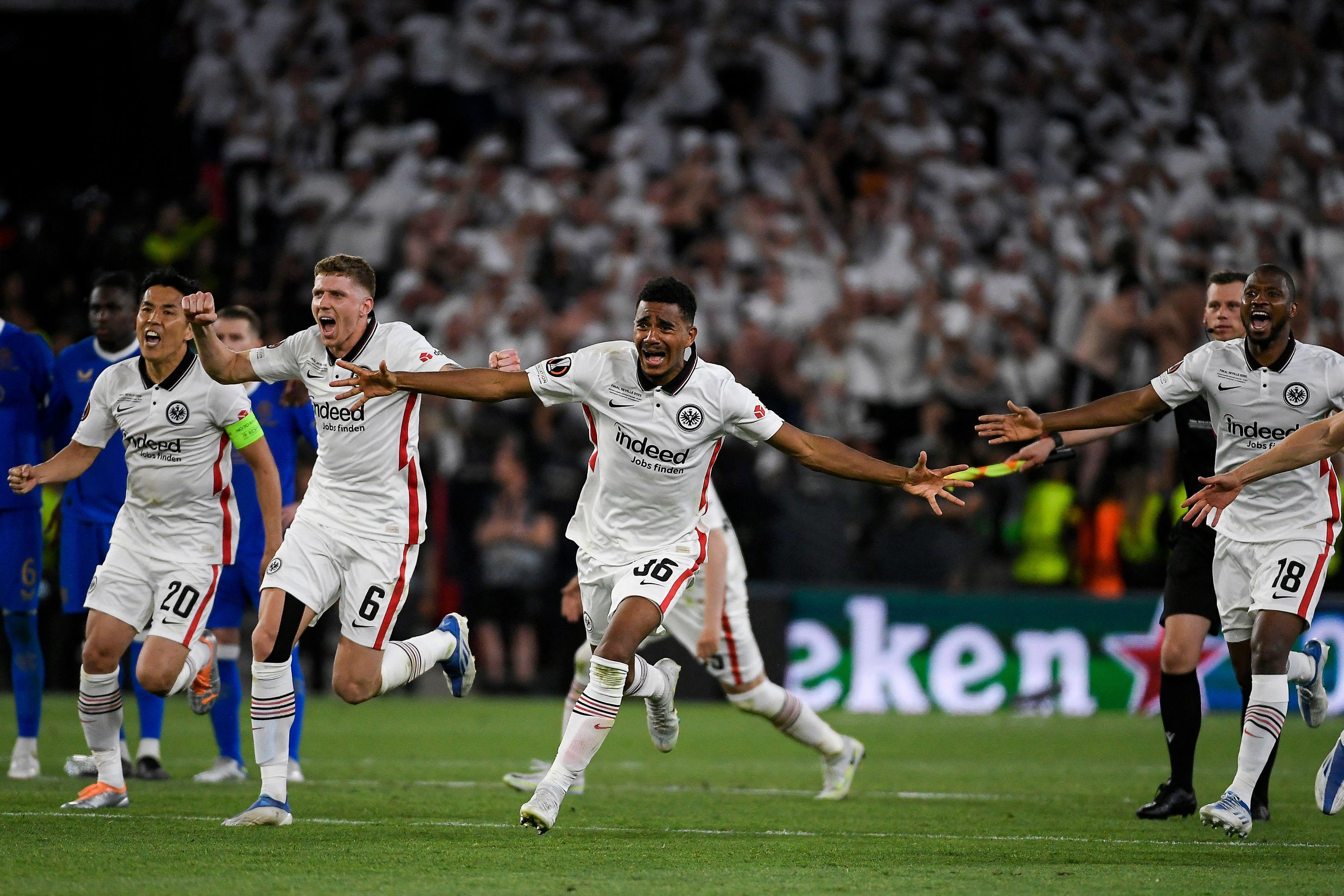 包含欧冠热门球队遭遇困境,备战艰难的词条 包含欧冠热门球队遭遇困境,备战艰难的词条