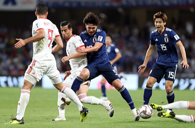 伊朗劲旅表现出色，挺进亚洲足坛巅峰