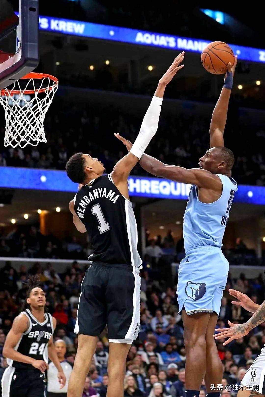 包含马刺队经历破产重组,核心球员接连离队的词条 包含马刺队经历破产重组,核心球员接连离队的词条