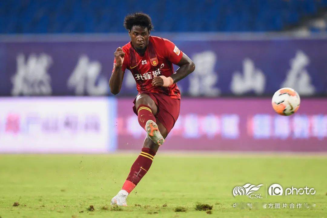 关于上港重装出击，客场绝杀河北华夏幸福的信息