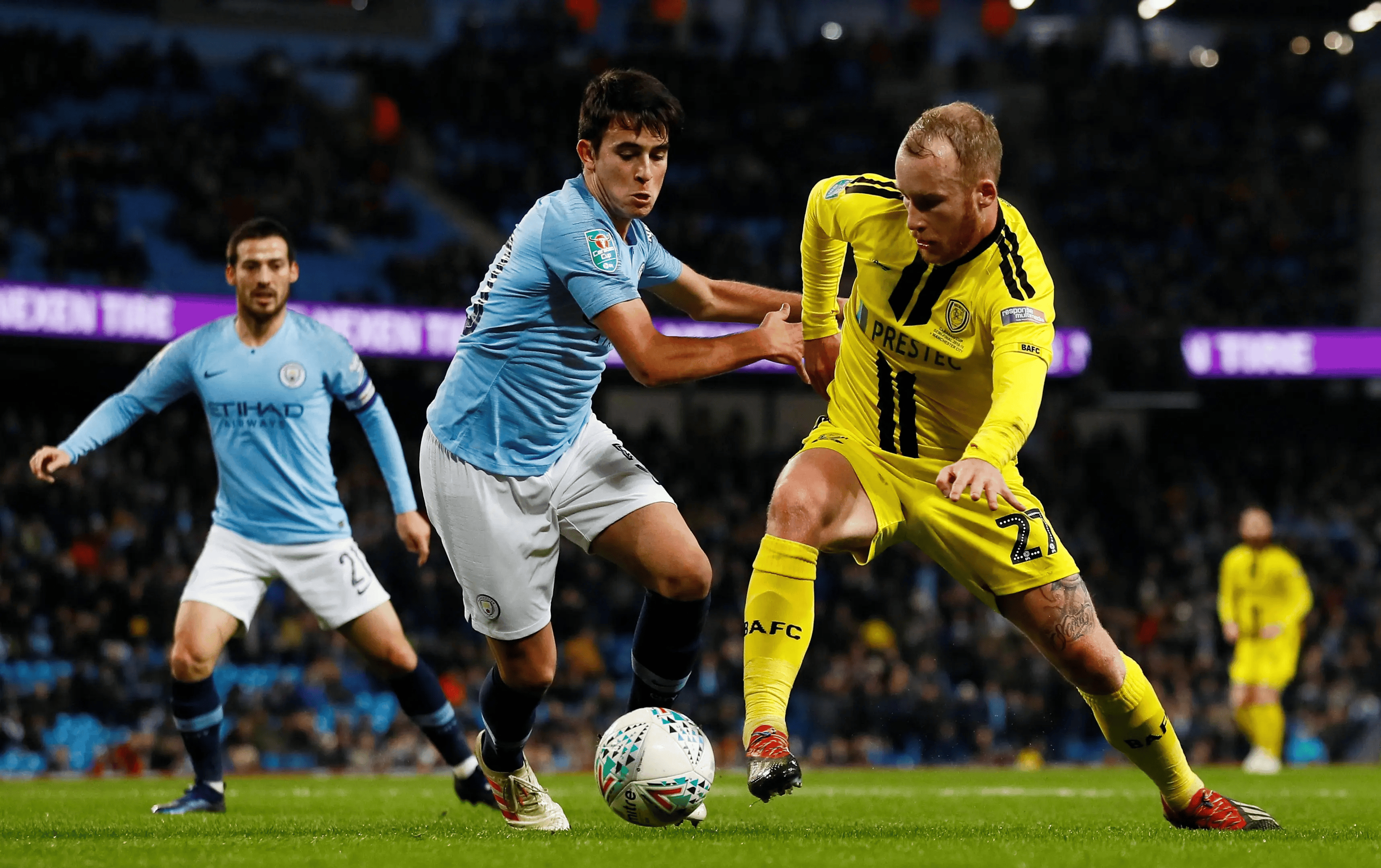 包含伯恩茅斯主场遭遇失利，难以取胜的词条