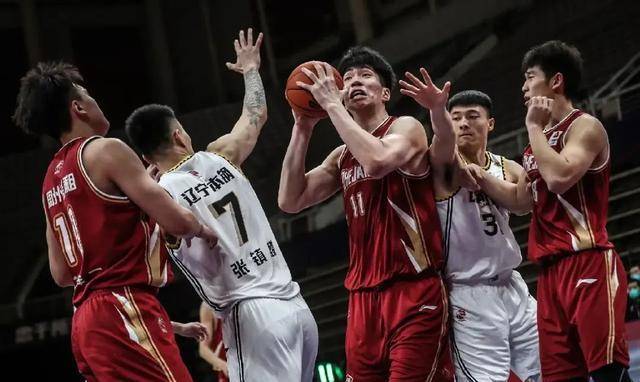 河北队遭遇挑战，勉力获胜继续前行的简单介绍