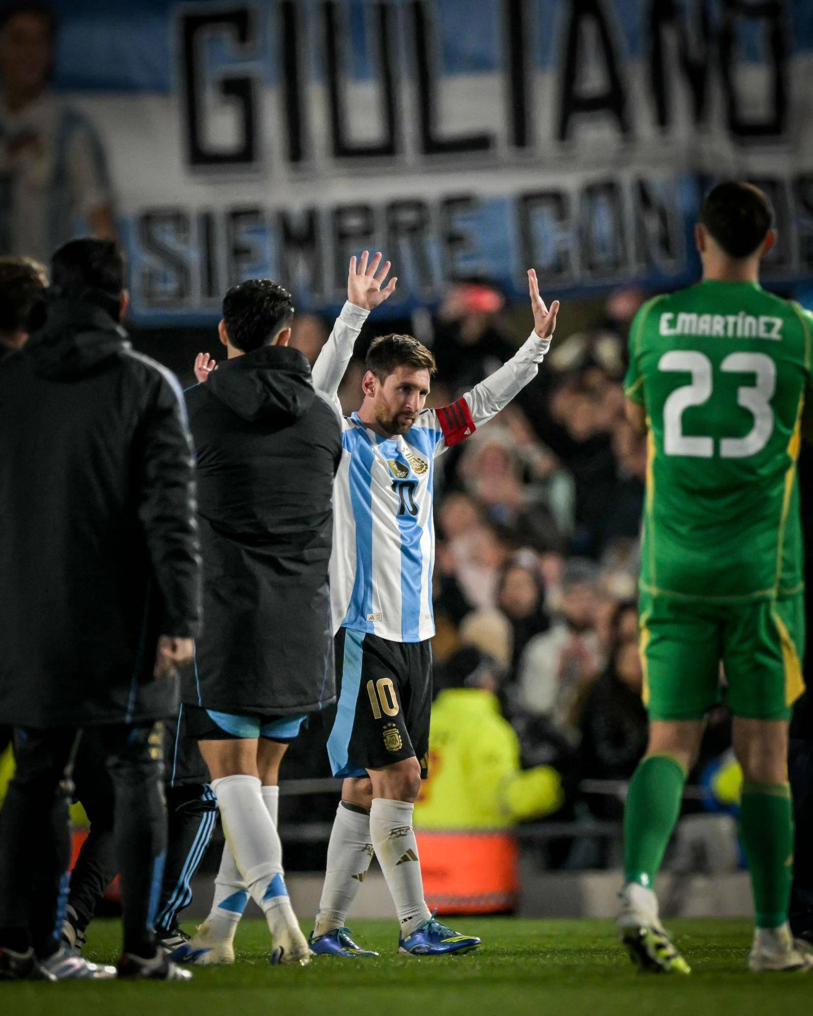 阿尔瓦雷斯梅开二度,毕尔巴鄂竞技客场大胜 阿尔瓦雷斯梅开二度,毕尔巴鄂竞技客场大胜