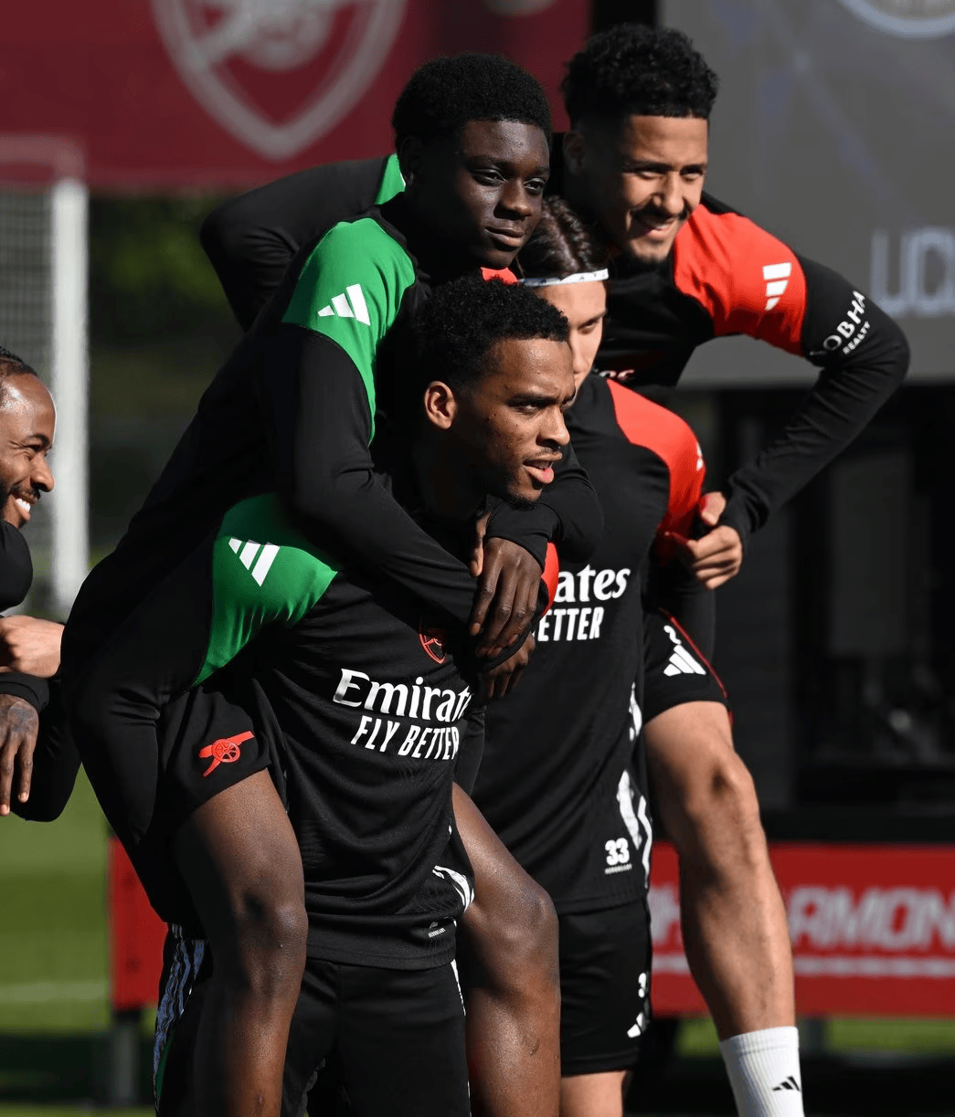 关于利兹联苦战胜利，欧冠梦想重燃希望的信息