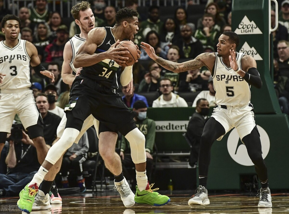 雄鹿、马刺闷平客场别逆袭先道一胜的简单介绍