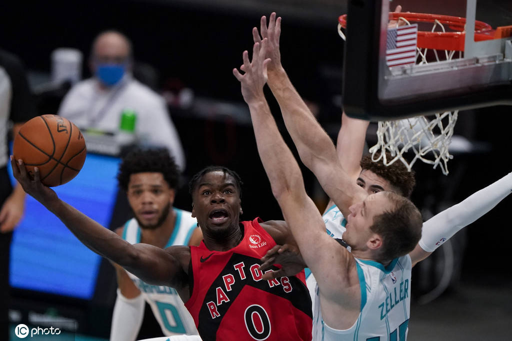 猛龙客场战胜黄蜂，范弗利特砍下生涯新高的简单介绍